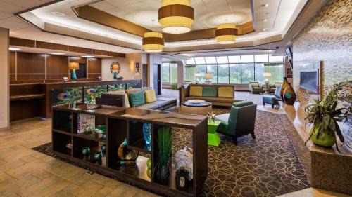 Downtown Hotel | Best Western Plus Kelly Inn