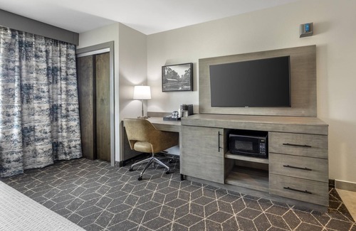 Lawrenceburg Hotel | Best Western Plus Lawrenceburg
