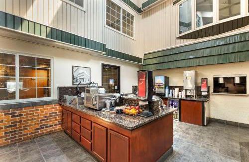 Marion Hotel | Best Western Plus Longbranch Hotel & Convention Center