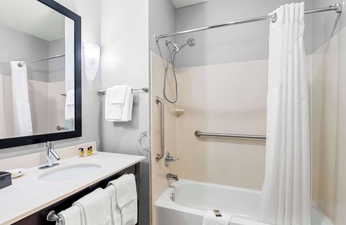 Magee Hotel | Best Western Plus Magee Inn And Suites