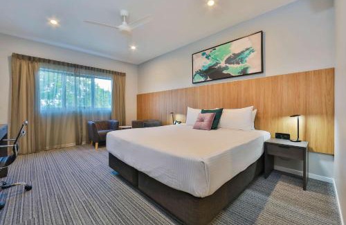 North Lakes Hotel | Best Western Plus North Lakes Hotel