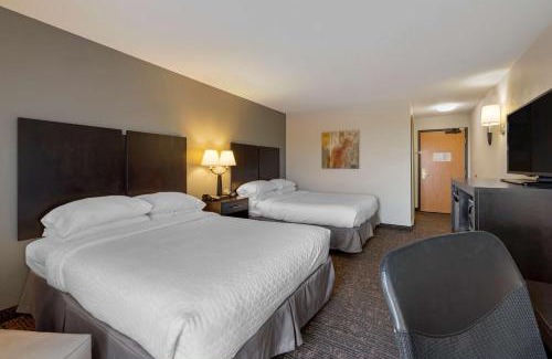 Carter Lake Hotel | Best Western Plus Omaha Airport Inn