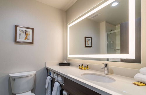South End Hotel | Best Western Plus Tacoma Hotel