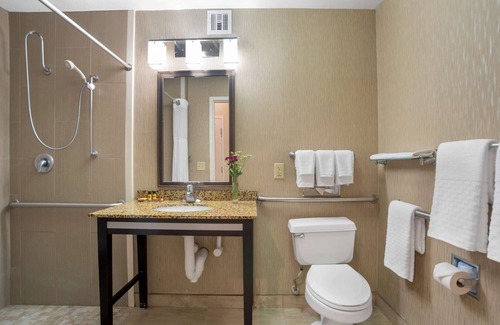 Tallahassee Hotel | Best Western Plus Tallahassee North Hotel