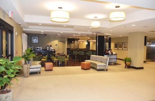 Hattiesburg Hotel | Best Western Plus University Inn