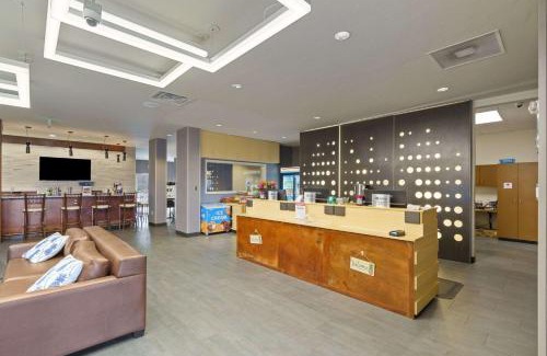 West Colorado Springs Hotel | Best Western Plus Fillmore Inn & Suites