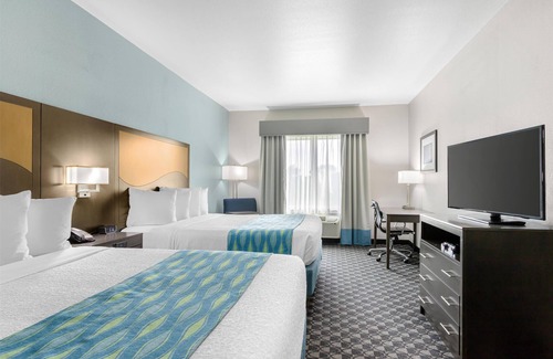 Waller Hotel | Best Western Plus Waller Hotel