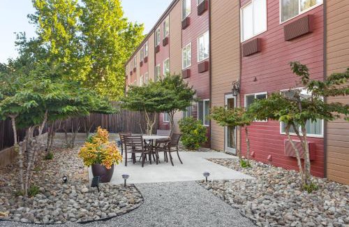 Yakima Hotel | Best Western Plus Yakima Hotel