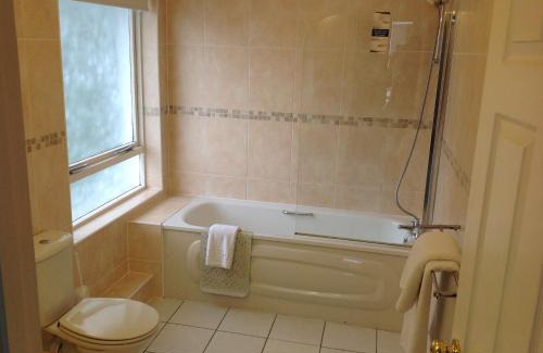 Ewenny Hotel | Best Western Premier Heronston Hotel & Spa