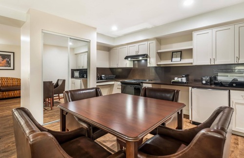 Watsonville Hotel | Best Western Rose Garden Inn