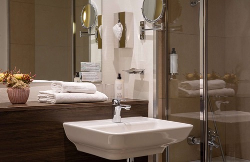 Centre Ancien Hotel | Best Western Royal Hotel Caen
