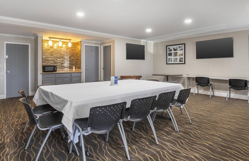 Salisbury Hotel | Best Western Salisbury Plaza