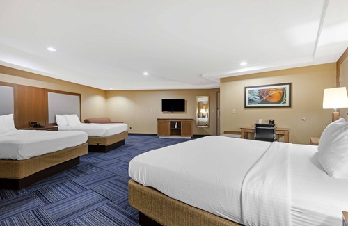 Niagara Falls Hotel | Best Western Summit Inn