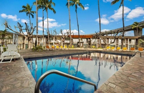 Western Honolulu House | Best Western The Plaza | Standard Room 2 Double Beds | Free Breakfast & Shuttle