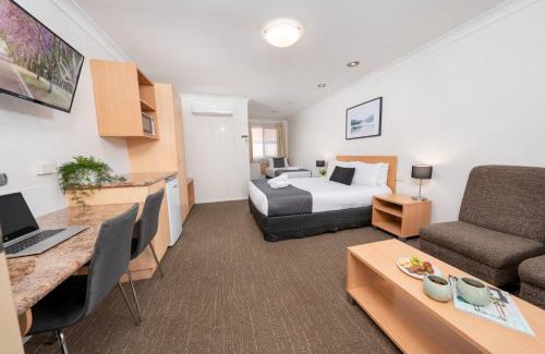 Newtown Hotel | Best Western Tuscany on Tor Motor Inn