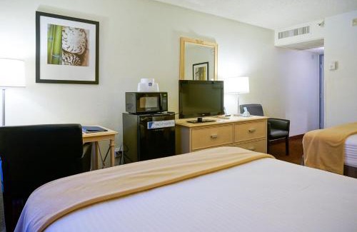 Roseville - Fleet Ridge Hotel | Best Western Yacht Harbor Hotel