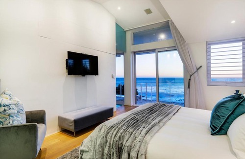 Camps Bay Villa | Beta Beach Villa @ Camps Bay