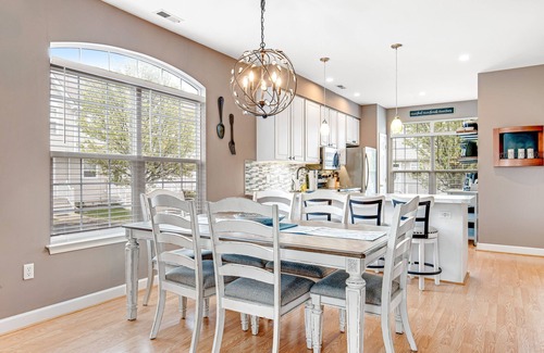 Bethany Breeze House | Bethany Breeze Townhouse with High-Speed WiFi, Shared Pool, & Washer/Dryer