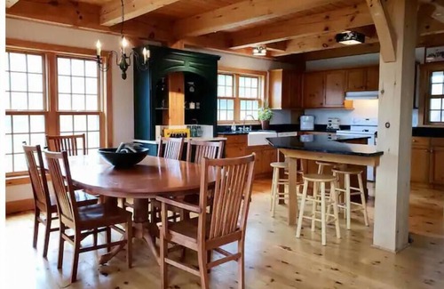 North Freedom House | Betsy's Hideaway, Unique Timber Frame home
