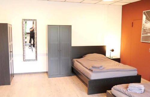 Waldau House | Bett + Fitness