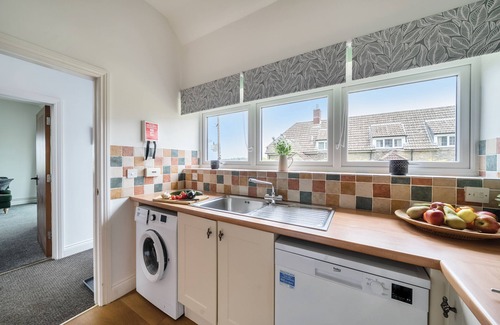 East Chelborough House | Betty's Barn - sleeps 5 guests in 3 bedrooms