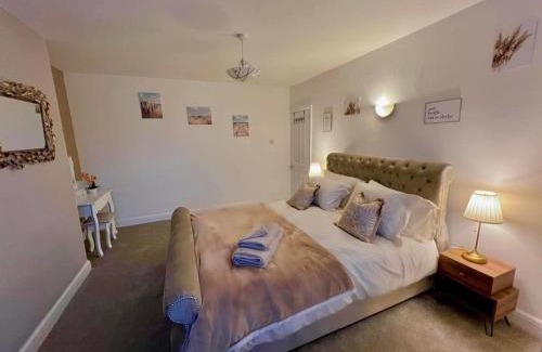 Lancing House | Betty's Bungalow