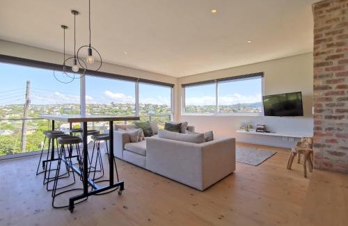 Robberg Beach House | Betty