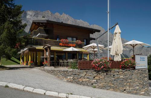Chamoson Hotel | Between Boutique Hotel