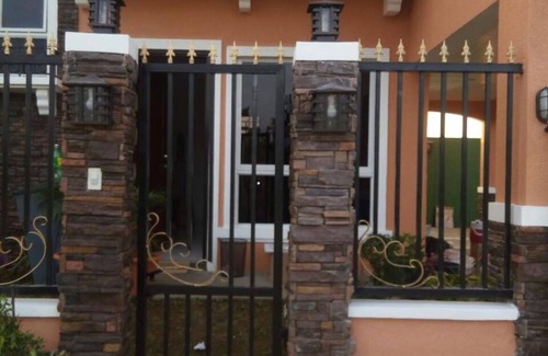 Silang House | Between Nuvali-Tagaytay is a place for you to Retreat,Relax and Revive yourself.