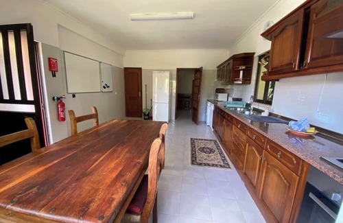 Zambujal Cottage | Between the sea and the mountains