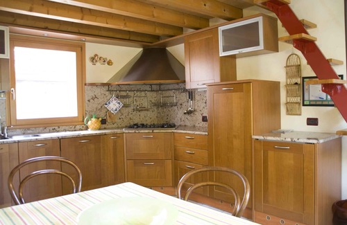 Vittorio Veneto Apartment | Between Venice and the Dolomites in the prosecco hills