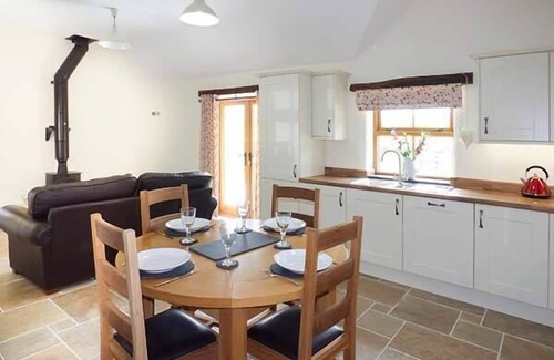 Cwmtirmynach Cottage | BEUDY, pet friendly, with open fire in Llangwm