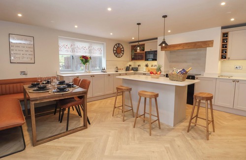 Graigfechan Cottage | BEUDY PWLL PRIDD, pet friendly, luxury holiday cottage in Llangollen