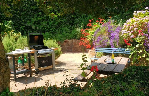 Blaisdon Cottage | BEULAH COTTAGE, pet friendly, character holiday cottage in Littledean