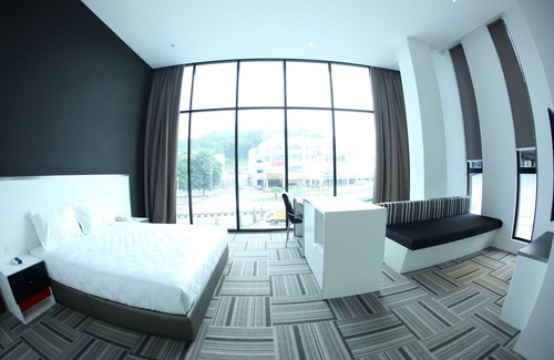 Larut Hotel | Beverly Hotel