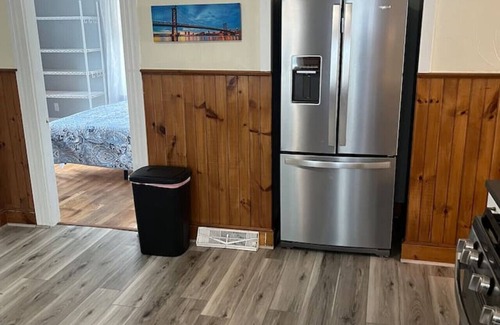 Beverly Apartment | Beverly/Salem! Dwtn/Water/Train