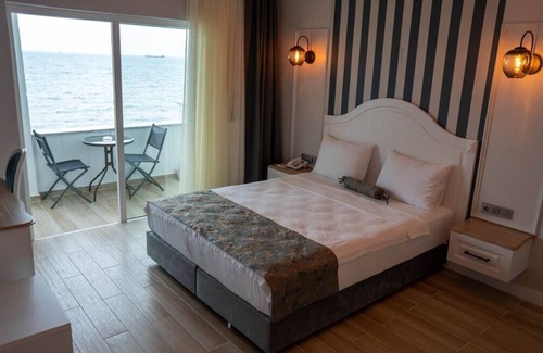 Sinop Hotel | Beyaz Ev Hotel Restaurant