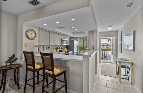 Boca Grande Condo | BG North 67, a spacious 2-bedroom, 2-bathroom condo in Boca Grande with stunning Gulf views