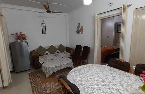 South West House | Bhagvati B&B Homestay Apts