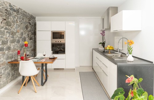 Arco da Calheta House | BHF Residences Ying Yang