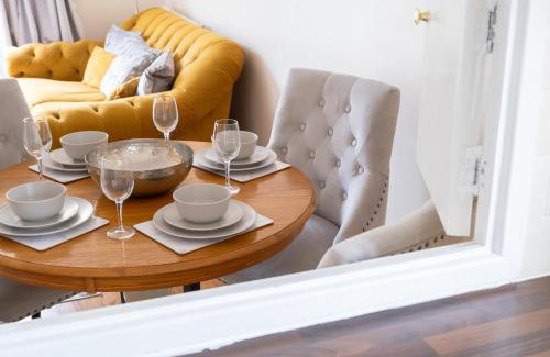 Witney House | Bibury House a lovely 2 bed house sleeps 4