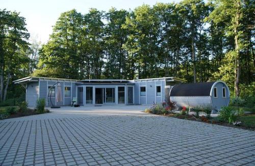Sassnitz House | Bienenhaus