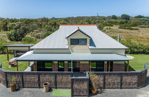 Wonthaggi Apartment | Bienvenida Apartments- (3) Hearts