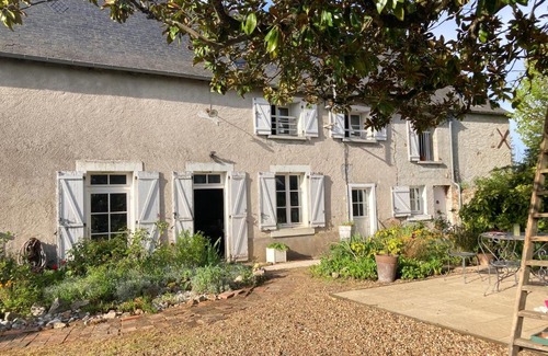 Chemire-sur-Sarthe House | Bienvenue aux Rosiers, chez Fabie