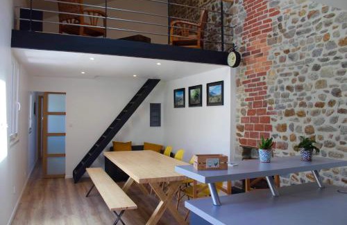 Villedieu-les-Poeles Apartment | Bienvenue chez Philippe et Pascale