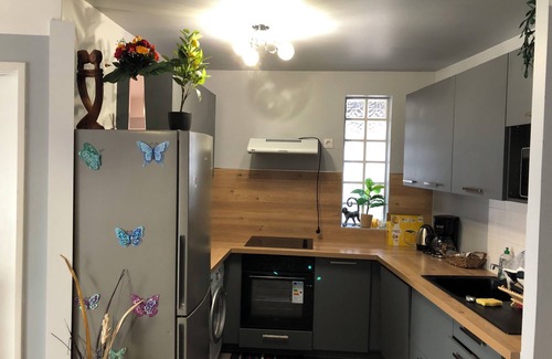 Athis-Mons Apartment | Big-apart-near Orly Airport