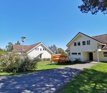 Grimstad Bed & Breakfast | BiG Bed & Breakfast
