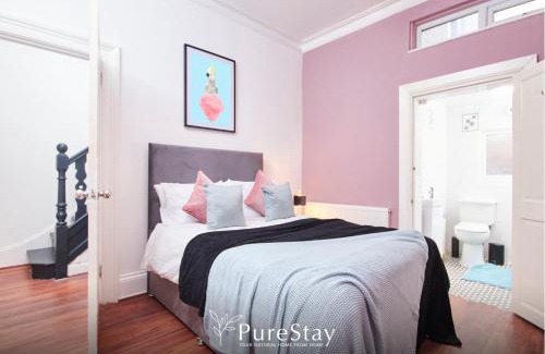 Leamington Spa House | BIG Contractor House in Leamington Spa with 7 Beds by PureStay - 14 Night min!