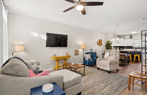 Lake Charles House | Big Fam Lodge Townhomes - Near Casinos & Golf - Sleeps 24
