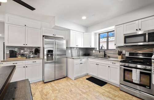 South New River Isles House | Big Fun! 3 Bd Pool House on the Water